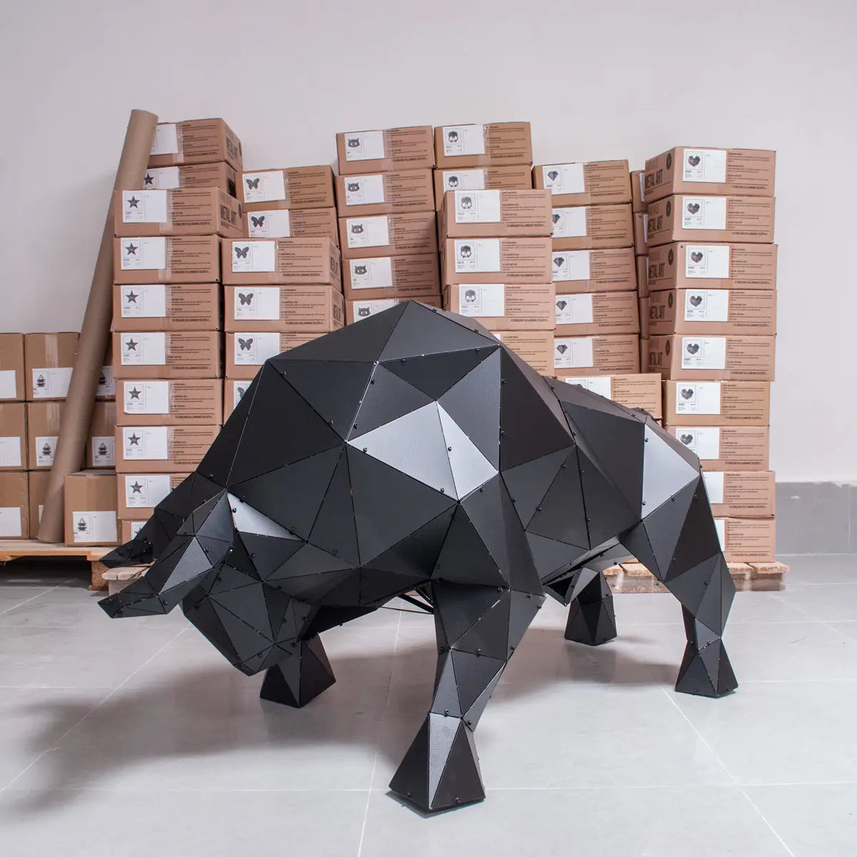 BULL XL | 3D Metal Geometric Bull Statue OTTOCKRAFT™